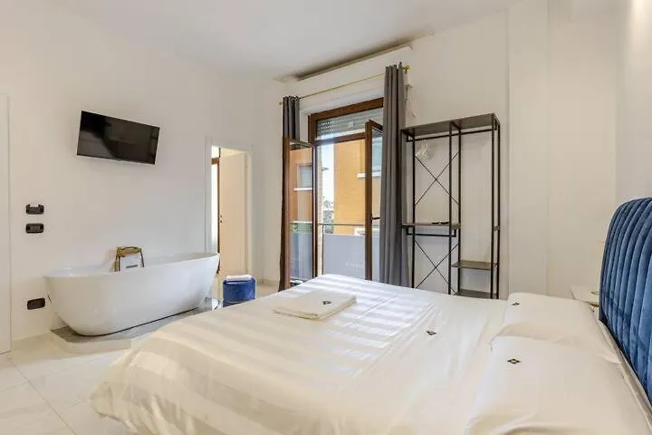 Marmur Luxury Room Lecce 0*,  Italy